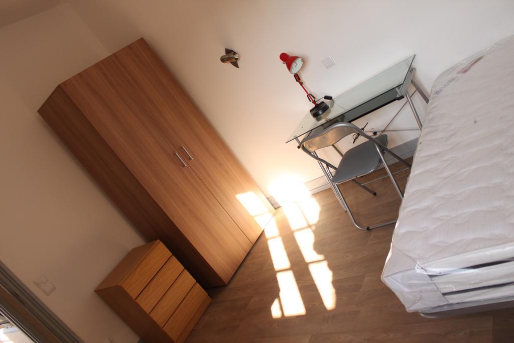 Hostel Be
